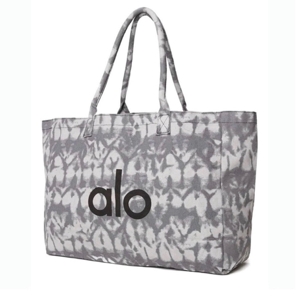 ALO Yoga Handbags - New ALO Yoga Monochrome Tie-Dye Tote